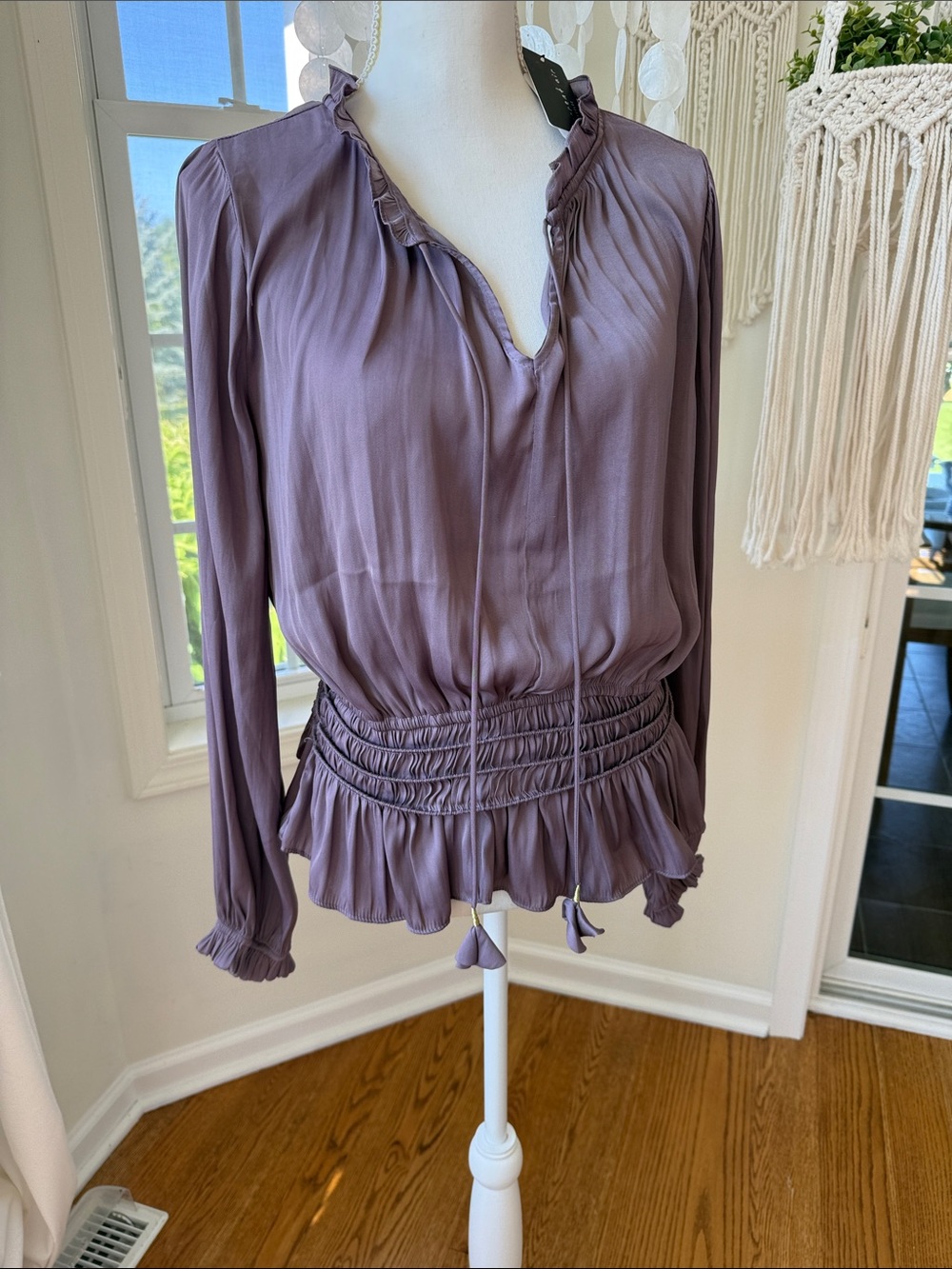 Women's Mauve Ruffle-Trim Long-Sleeve Blouse skim like medium
